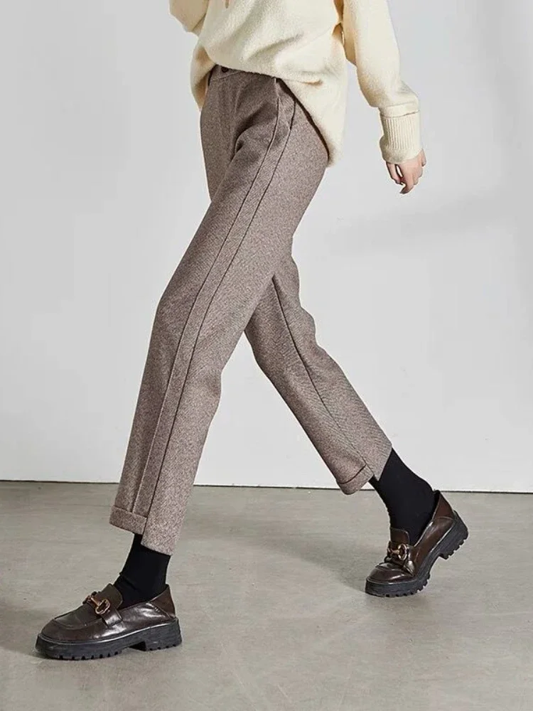 High-waisted Tweed Straight Pants 2025 Autumn/Winter New Women' S Pants Loose Casual Herringbone Warm Thickened Cropped Pants - Image 2